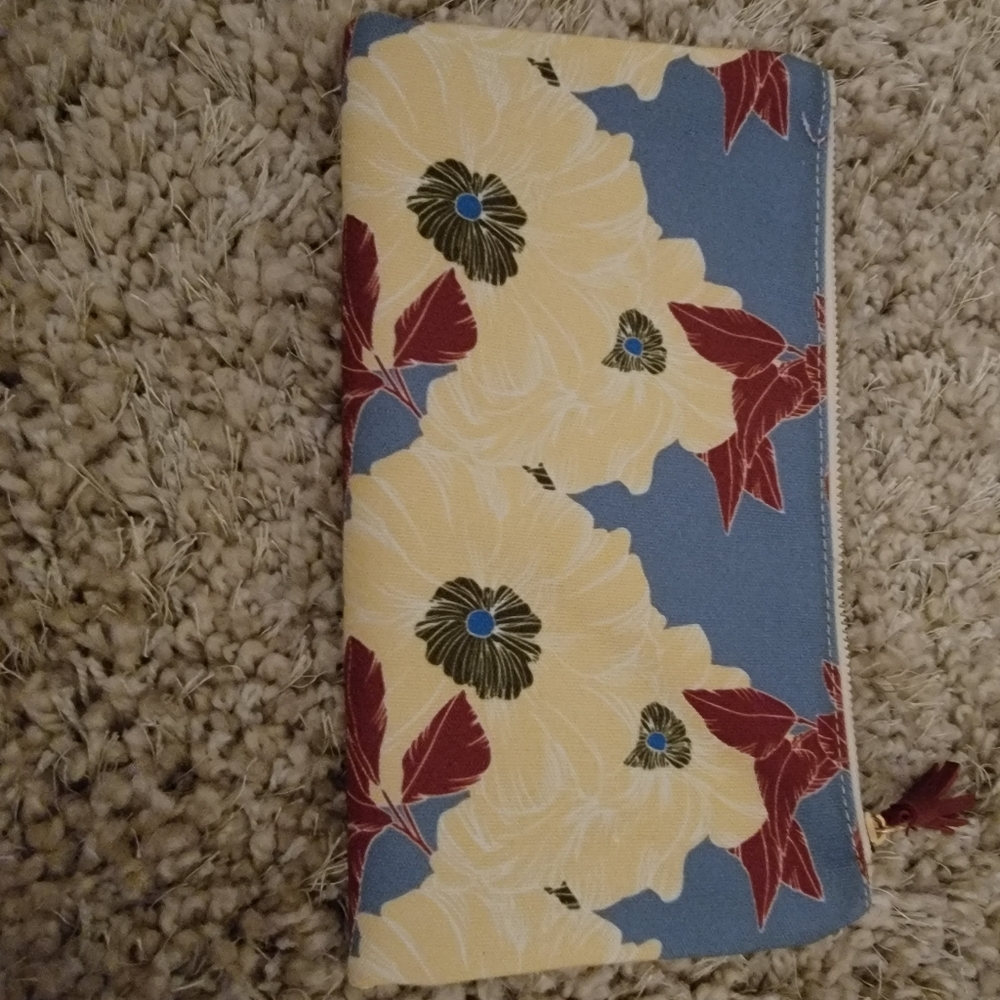 RACHEL PALLY Flower/ivory Fold Over Clutch/Bag With Zipper  NWOT 12x10